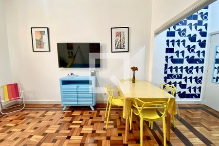 Sala  de apartamento para alugar com 2 quartos, 60m² em Copacabana, Rio de Janeiro