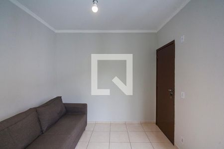 Sala de apartamento para alugar com 2 quartos, 45m² em Gávea, Uberlândia