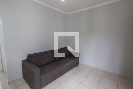 Sala de apartamento para alugar com 2 quartos, 44m² em Gávea, Uberlândia