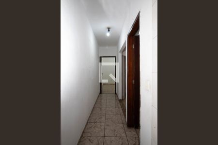 Corredor de casa à venda com 3 quartos, 190m² em Jardim Bela Vista, Guarulhos