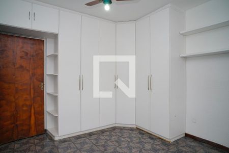 Quarto 1 de casa para alugar com 3 quartos, 250m² em Piratininga, Niterói