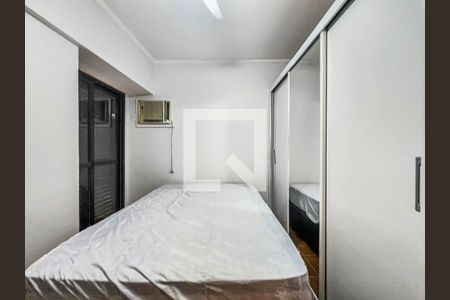 Quarto 1 suíte de apartamento para alugar com 2 quartos, 86m² em Itararé, São Vicente