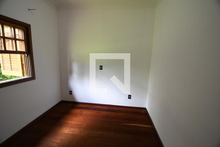 Quarto 1 de casa de condomínio à venda com 3 quartos, 1560m² em Cidade Universitária, Campinas