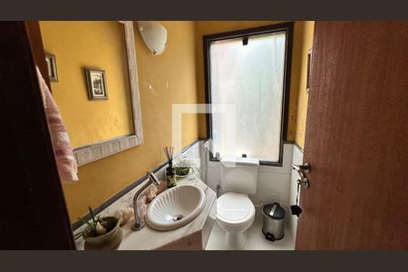 Lavabo de casa para alugar com 5 quartos, 210m² em Vargem Grande, Rio de Janeiro