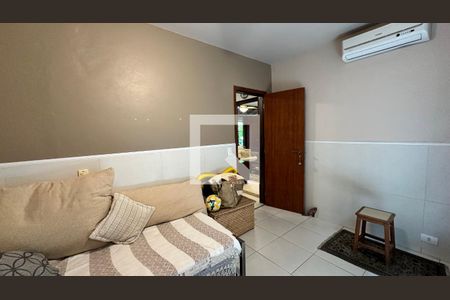 Quarto 1 de casa para alugar com 5 quartos, 210m² em Vargem Grande, Rio de Janeiro