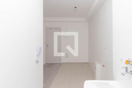 Cozinha e Área de Serviço de apartamento à venda com 2 quartos, 43m² em Vila Mazzei, São Paulo