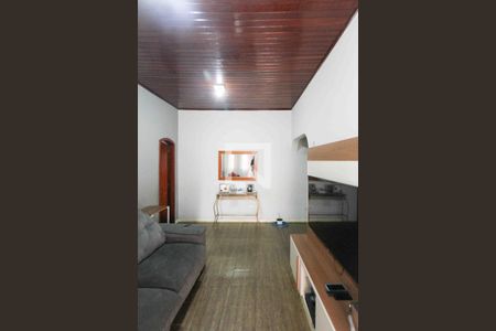 Casa à venda com 2 quartos, 204m² em Vila Santa Clara, São Paulo