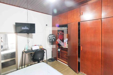 Casa à venda com 2 quartos, 204m² em Vila Santa Clara, São Paulo