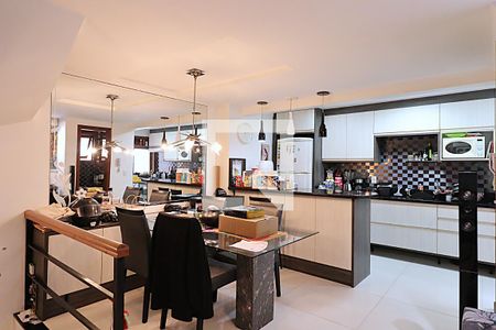 Sala de apartamento à venda com 3 quartos, 150m² em Petrópolis, Porto Alegre