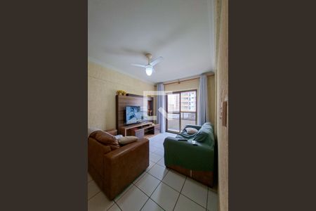 Sala de apartamento para alugar com 2 quartos, 77m² em Vila Tupi, Praia Grande