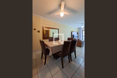 Sala de apartamento para alugar com 2 quartos, 77m² em Vila Tupi, Praia Grande