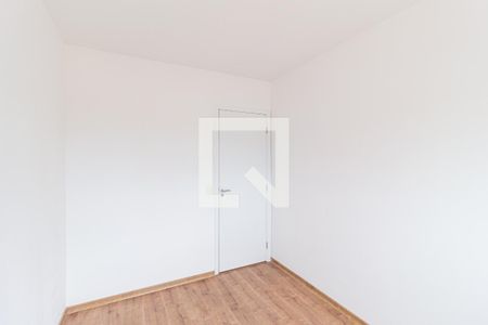 Quarto de apartamento para alugar com 2 quartos, 60m² em Jardim das Belezas, Carapicuíba