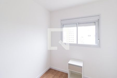 Quarto de apartamento para alugar com 2 quartos, 60m² em Jardim das Belezas, Carapicuíba