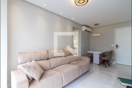 Sala de Estar de apartamento à venda com 2 quartos, 60m² em Santa Teresinha, São Paulo