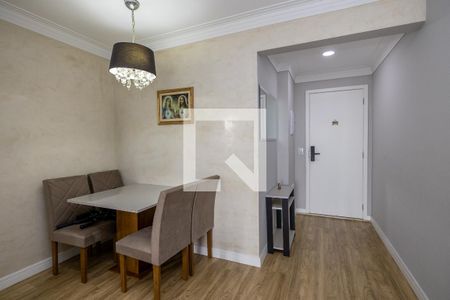 Sala de apartamento para alugar com 3 quartos, 74m² em Jardim Tupanci, Barueri