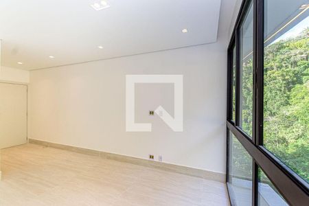 Casa à venda com 4 quartos, 750m² em Charitas, Niterói