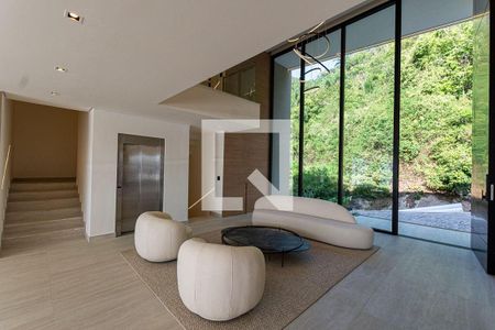 Casa à venda com 4 quartos, 750m² em Charitas, Niterói