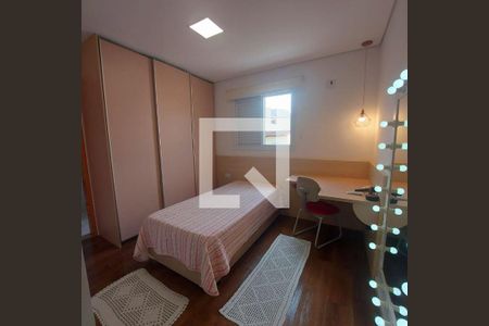 Casa à venda com 3 quartos, 206m² em Vila Alzira, Santo André