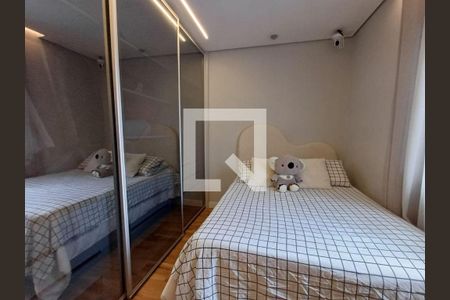 Casa à venda com 3 quartos, 90m² em Vila Carrão, São Paulo