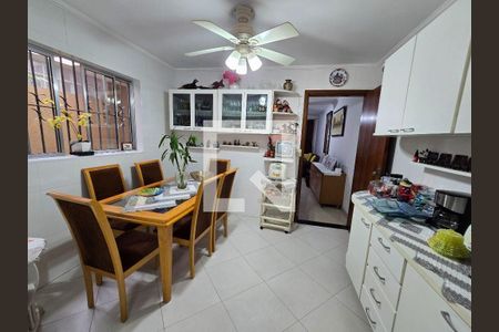 Casa à venda com 3 quartos, 178m² em Vila Nova Alba, São Paulo