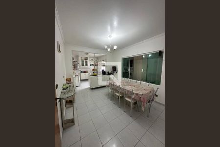 Casa à venda com 3 quartos, 206m² em Vila Mariana, São Paulo