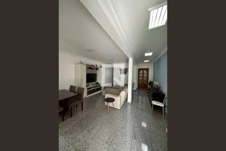 Casa à venda com 3 quartos, 206m² em Vila Mariana, São Paulo