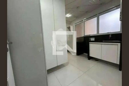 Apartamento à venda com 3 quartos, 228m² em Vila Gomes Cardim, São Paulo