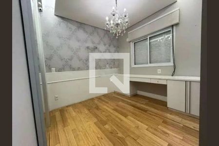 Apartamento à venda com 3 quartos, 228m² em Vila Gomes Cardim, São Paulo