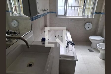 Casa à venda com 3 quartos, 240m² em Vila Mariana, São Paulo