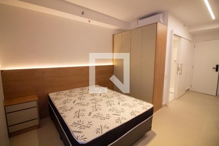 Sala / Quarto - Studio de kitnet/studio para alugar com 1 quarto, 30m² em Santo Amaro, São Paulo