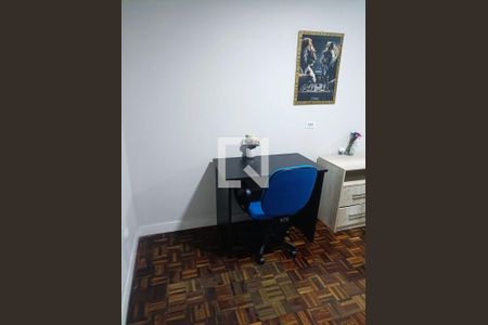 Quarto de kitnet/studio para alugar com 1 quarto, 30m² em Centro, Curitiba