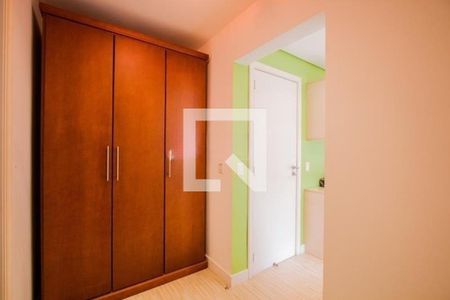 Quarto 1 de casa de condomínio para alugar com 5 quartos, 375m² em Jardim Carvalho, Porto Alegre