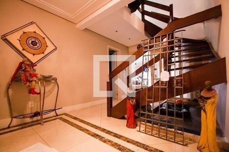 Sala  de casa de condomínio para alugar com 5 quartos, 375m² em Jardim Carvalho, Porto Alegre