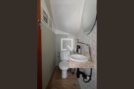 Lavabo de casa de condomínio à venda com 2 quartos, 54m² em Vila Leonor, São Paulo