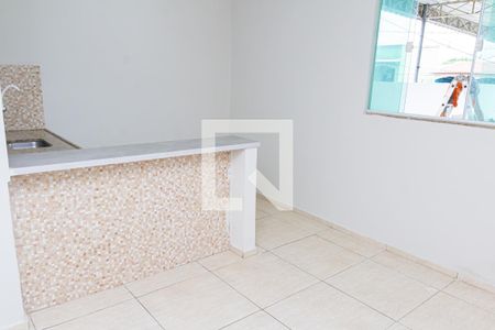 Sala de casa para alugar com 1 quarto, 50m² em Campo Grande, Rio de Janeiro