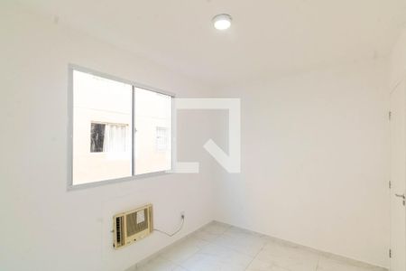 Quarto 1 de apartamento para alugar com 2 quartos, 40m² em Campo Grande, Rio de Janeiro