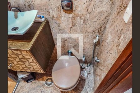 Banheiro de apartamento para alugar com 2 quartos, 86m² em Vila Valenca, São Vicente