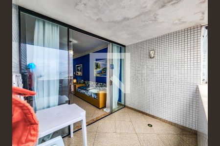 Sala de apartamento para alugar com 2 quartos, 86m² em Vila Valenca, São Vicente