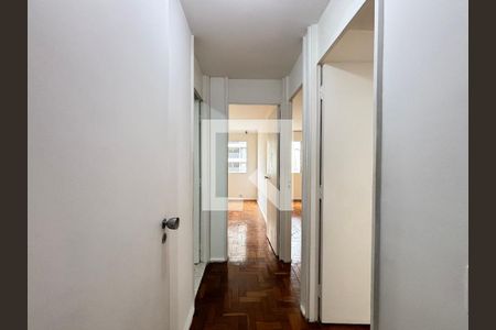 Corredor de apartamento para alugar com 3 quartos, 90m² em Indianópolis, São Paulo