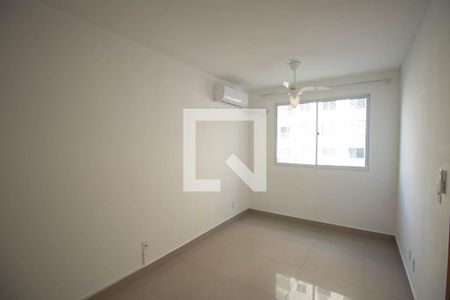 Quarto 2 de apartamento para alugar com 2 quartos, 56m² em Colubandê, São Gonçalo