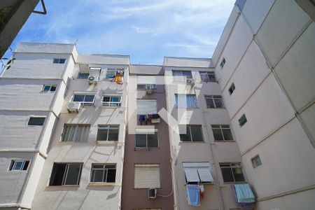 Quarto _Vista  de apartamento para alugar com 1 quarto, 50m² em Humaitá, Porto Alegre