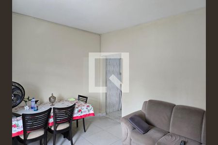 Sala  / Casa 01 de casa à venda com 5 quartos, 130m² em Jardim Dourado, Guarulhos