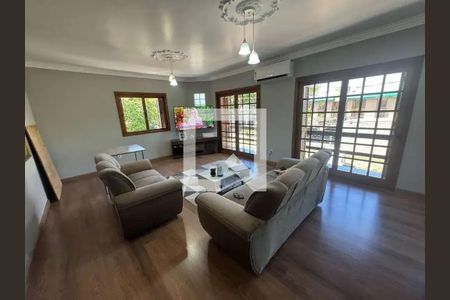Sala  de casa para alugar com 5 quartos, 350m² em Centro, Canoas