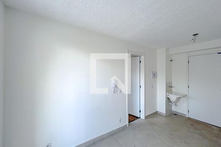 Sala de apartamento para alugar com 1 quarto, 27m² em Guaiauna, São Paulo