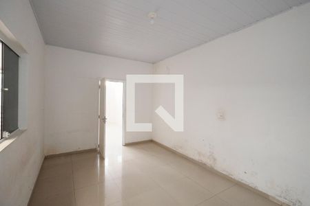 Quarto 2 de casa para alugar com 2 quartos, 80m² em Jardim Vila Rica, São Paulo