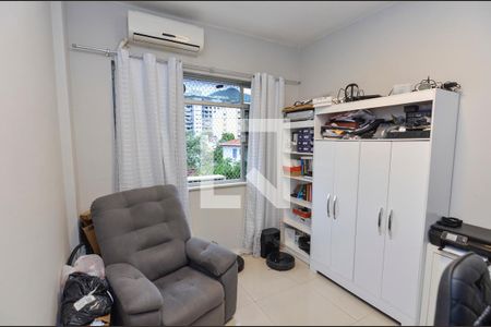 Quarto 1 de apartamento à venda com 3 quartos, 97m² em Grajaú, Rio de Janeiro