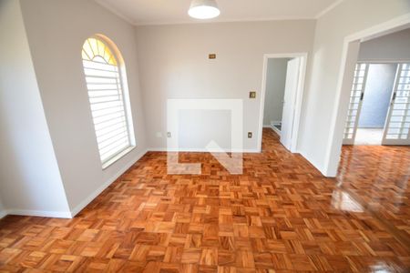 Casa à venda com 3 quartos, 152m² em Jardim Bela Vista, Campinas