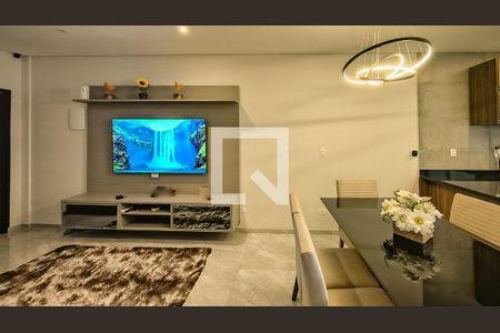 Sala de casa para alugar com 3 quartos, 250m² em Jardim Sao Benedito, São Paulo