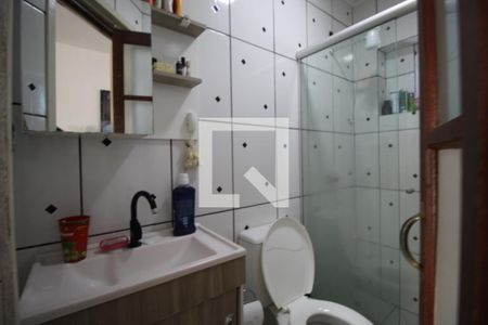 Banheiro de apartamento para alugar com 1 quarto, 42m² em São José, Porto Alegre