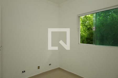 Quarto 2 de apartamento para alugar com 2 quartos, 49m² em Guaianases, São Paulo